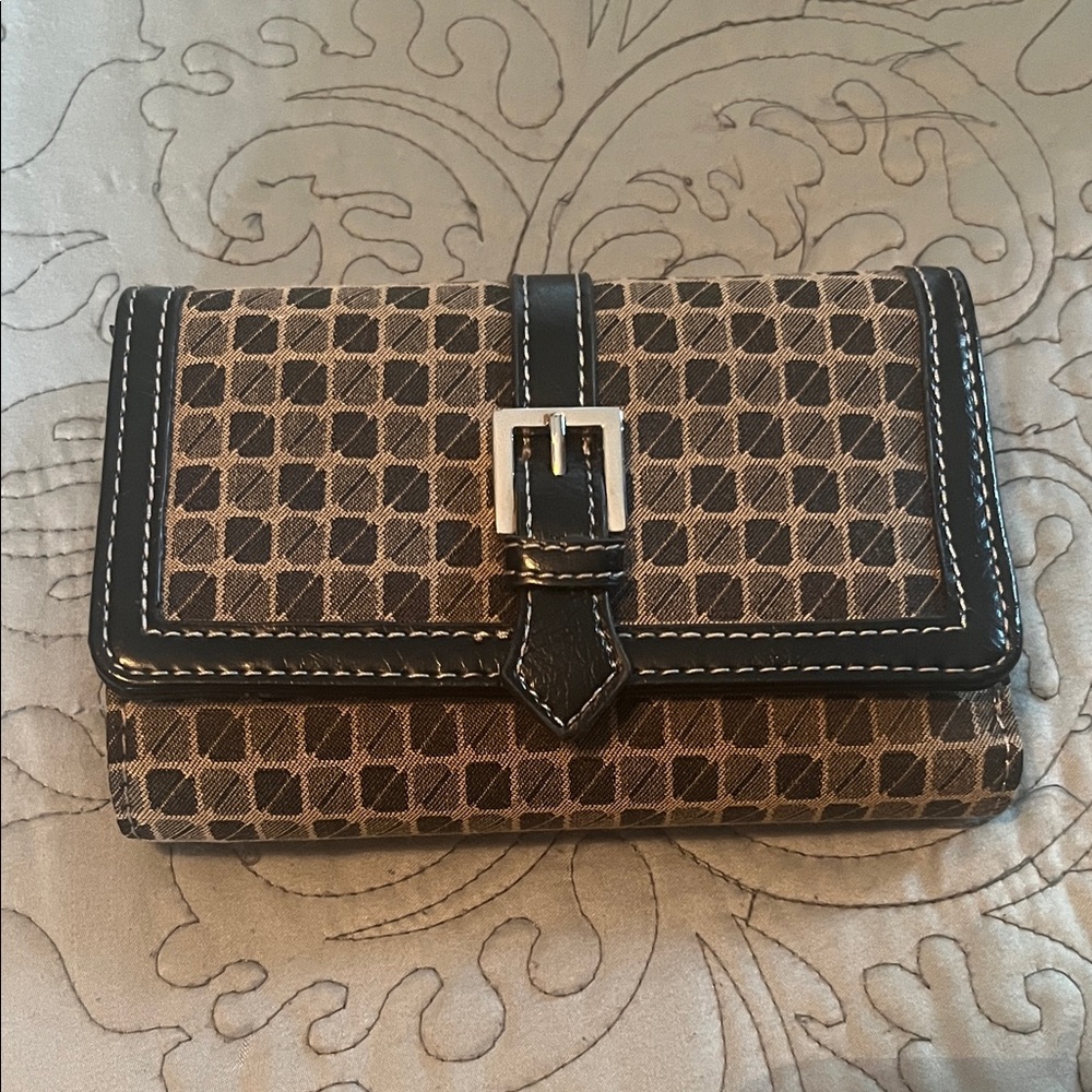 Nine & Co. Checkered Wallet